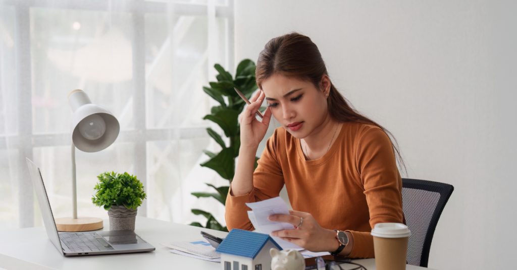 MORTGAGE RENEWAL FAILS THE STRESS TEST, NOW WHAT? 1 Homeowner worried about her mortgage renewal